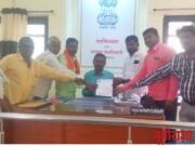 लोकनेते बाबुराजी कदम कोहळीकर यांच्या पुढाकाराने रखडलेले घरपडीचे 2022 चे अनुदान लाभार्थ्यांना वाटप