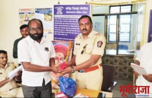 आचार्य बाळाशास्त्री जांभेकर यांच्या जयंती व दर्पण दिना निमित्त सर्व पत्रकार बांधवाचा हिमायतनगर पोलिस ठाण्यामध्ये सन्मान …