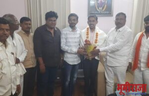 हिमायतनगर शहरातील प्रथम C. A .च्या परीक्षेत उतिर्ण झालेले भावेश पिंचा यांचा शिवसेना जिल्हाप्रमुख बाबुराव कदम यांच्याकडून सत्कार….