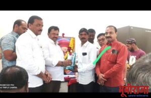 सामाजिक कार्यकर्ते रफिक भाई यांच्याकडून पत्रकार दिनानिमित्त पत्रकारांचा सन्मान….