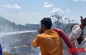 फटाक्याच्या दुकाना बाजुलाच आग; अकोला येथील घटना