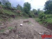 एक महिना पावसाळा संपला. तरी नदी, ओढयांना पाणीच नाही.