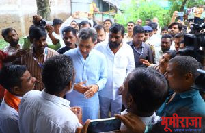 स्वराज्य पक्षप्रमुख छत्रपती संभाजीराजे यांचा नांदेड मधील हदगाव हिमायतनगर भागात ओला दुष्काळ पाहणी दौरा ;