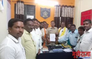 सकल ओबीसी समाज संघटनेतर्फे गुरूवारी हिमायतनगर येथे रस्ता रोको.