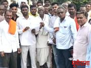 हिमायतनगर विद्युत वितरण कंपनी च्या कर्मचार्यांचे जाणीव पूर्वक दुर्लक्षामुळे शेतकऱ्यांना नाहक त्रास…….