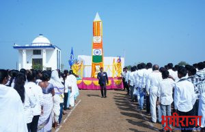 अरिका बुद्ध विहार येथे विजय स्तंभाला मानवंदना