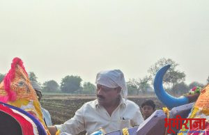 गुढीपाडव्यानिमित्त तास करुन सर्जा-राजाची मनोभावे मा. आमदार जवळगांवकरांनी केली पुजा-अर्चना.