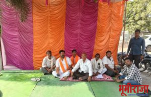 जलंब येथे गावातील समस्या साठी ग्रामस्थांचे उपोषण