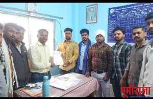 समाजकल्याण वसतिगृहातील कंत्राटदारावर कार्यवाहीची मागणी.