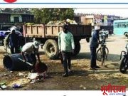 हिमायतनगर शहराच्या स्वच्छतेसाठी स्वत: नगराध्यक्ष प्रत्यक्षदर्शनी रस्त्यावर…
