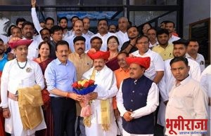 कुंभमेळाच्या धर्तीवर रामकुंड पंचवटी अहिल्याघाट येथे पुण्यश्लोक अहिल्यादेवी होळकर यांचे स्मारक व्हावे वंशजा कडून मागणी