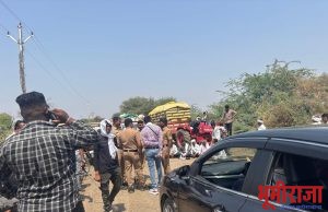 हाता ते कारंजा रमजानपुर रोड दुरुस्ती व डांबरीकरण साठी