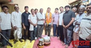 पि.एच.डी. पदवी प्रात्त केल्यामुळे बोंपिलवार बंधुचा गावक-याकडुन सत्कार…
